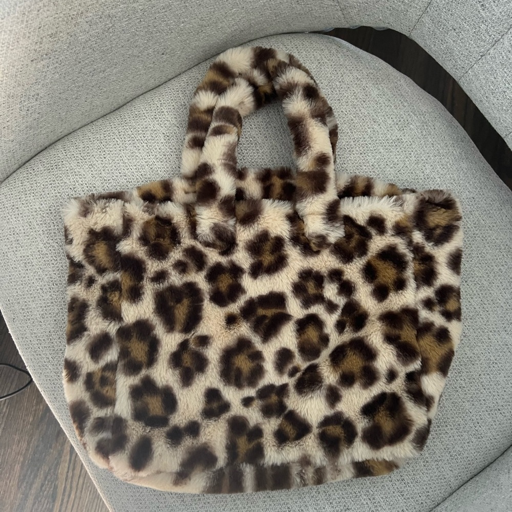 NWT Aerie Leopard Print Faux Fur Tote Bag Tote